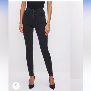 Good American “Always Fits” Good Legs Skinny Jeans
